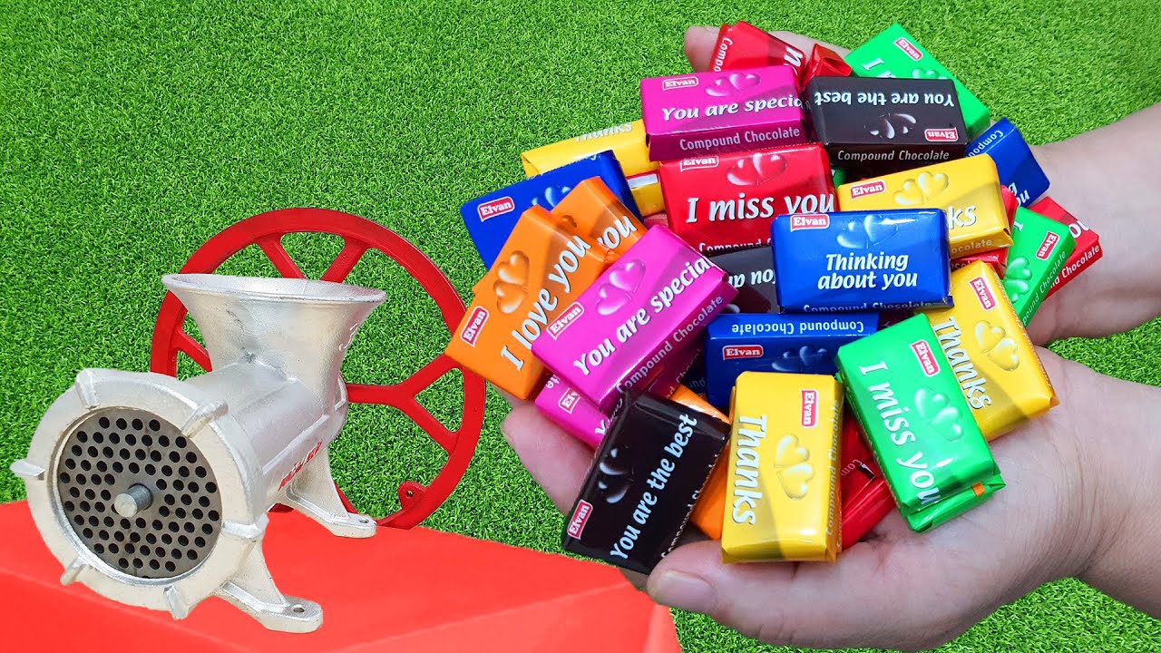 EXPERIMENT NEW COLORFUL CHOCOLATE BARS vs MEAT GRINDER CORNETTO