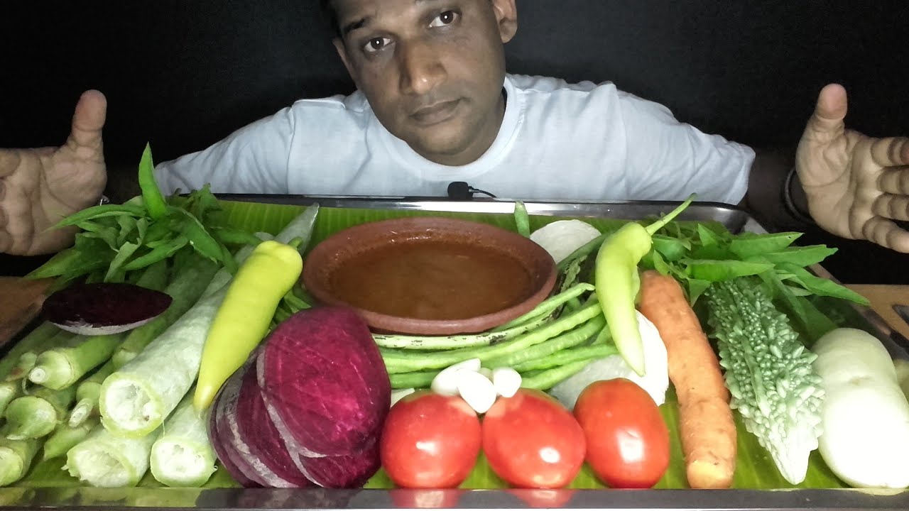 Raw Vegetables with Spicy Gravy/(ASMR).@$&#%****,.