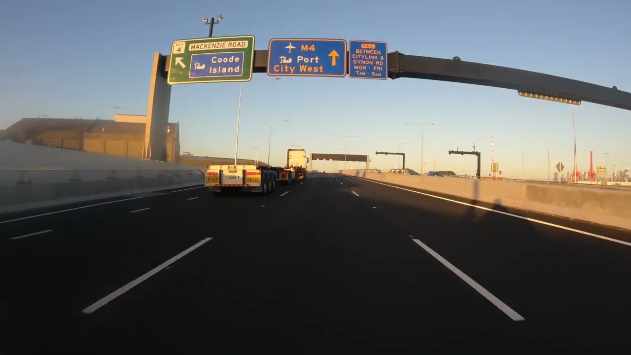Motorcycling The West Gate Tunnel