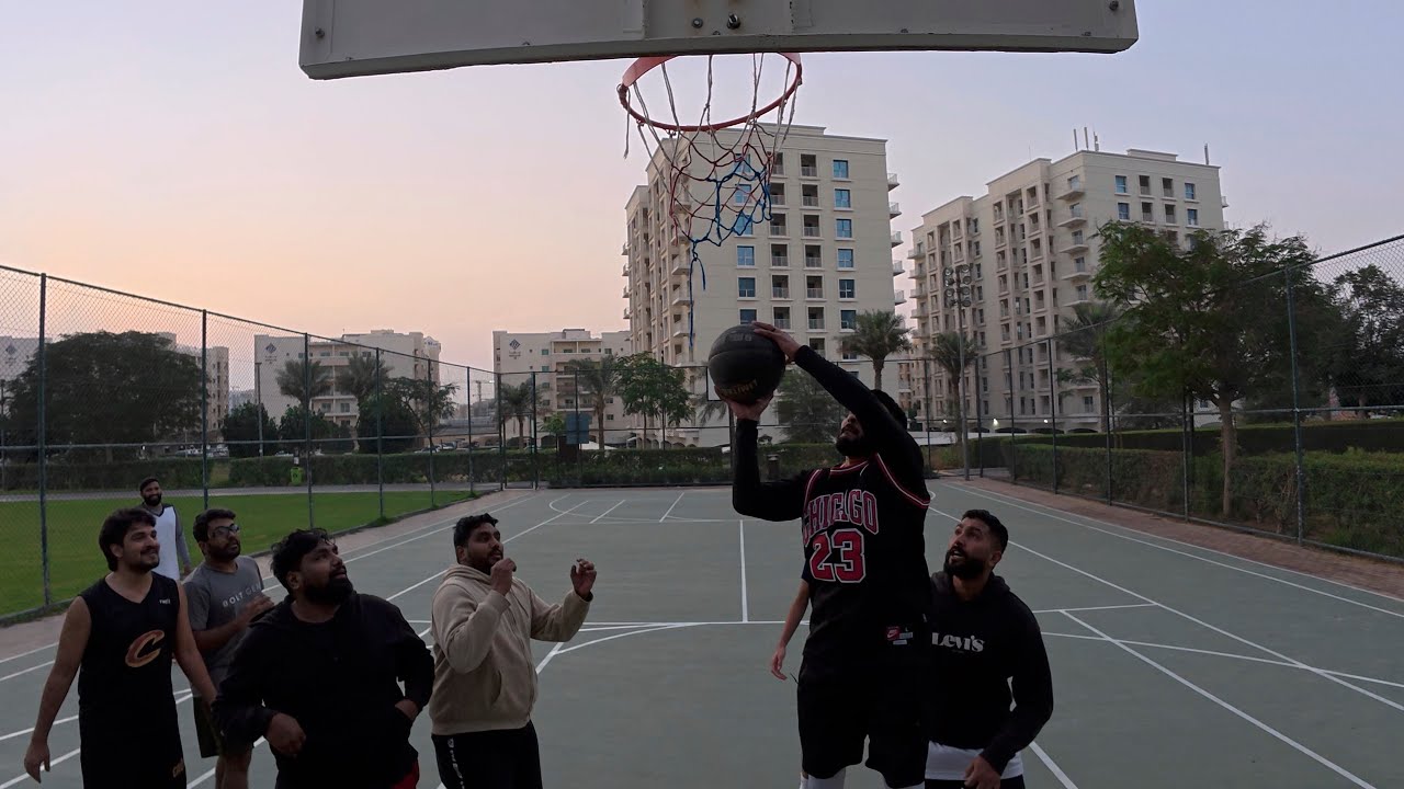 Intense Battle 4V4 Pick Up Game