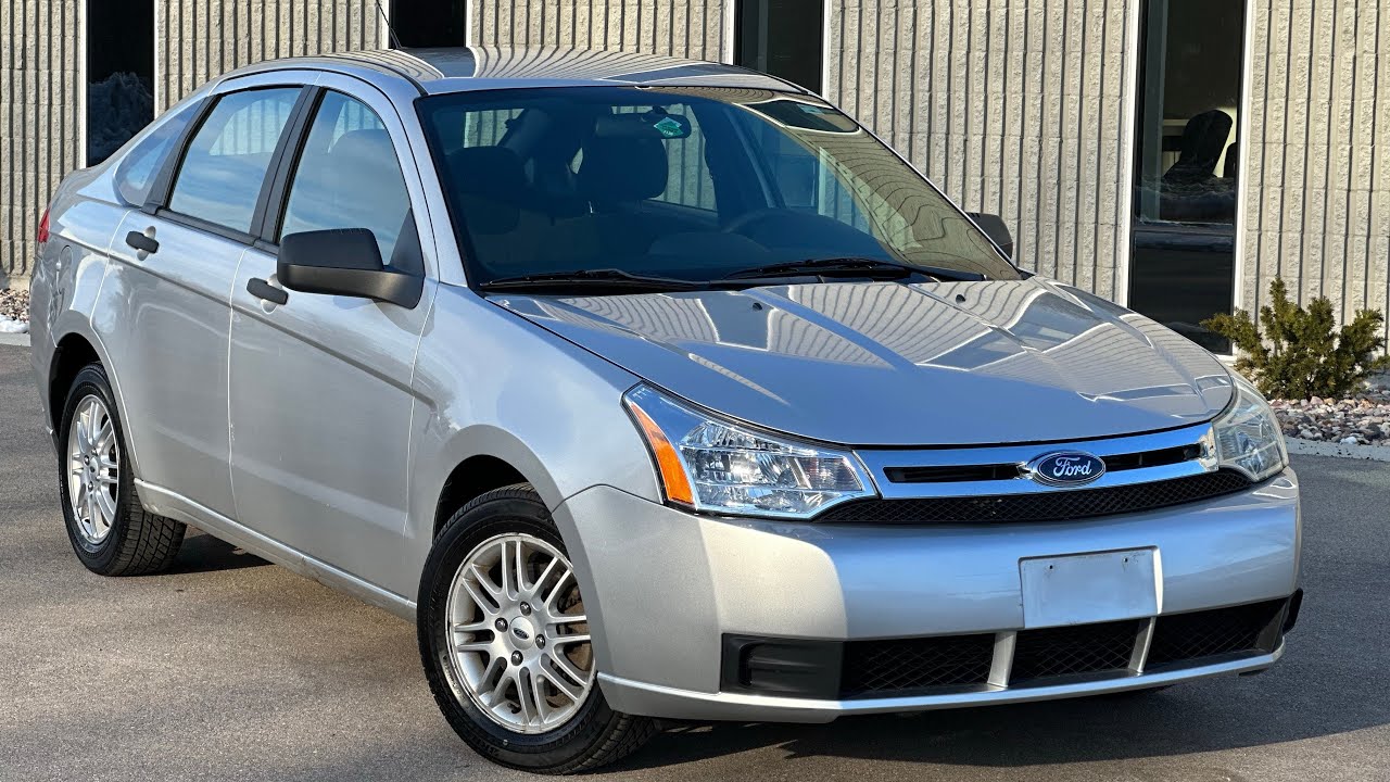 2009 Ford Focus SE (walkthrough)