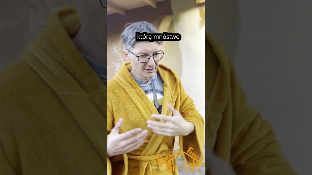 To &bdquo;g&oacute;wno&rdquo; trzyma się 20 lat! 😱 Zobacz, co można zrobić z gliny #domzgliny #eko #diy