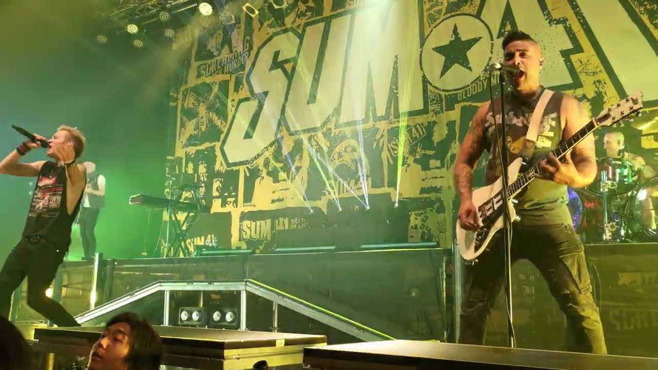 #SUM41