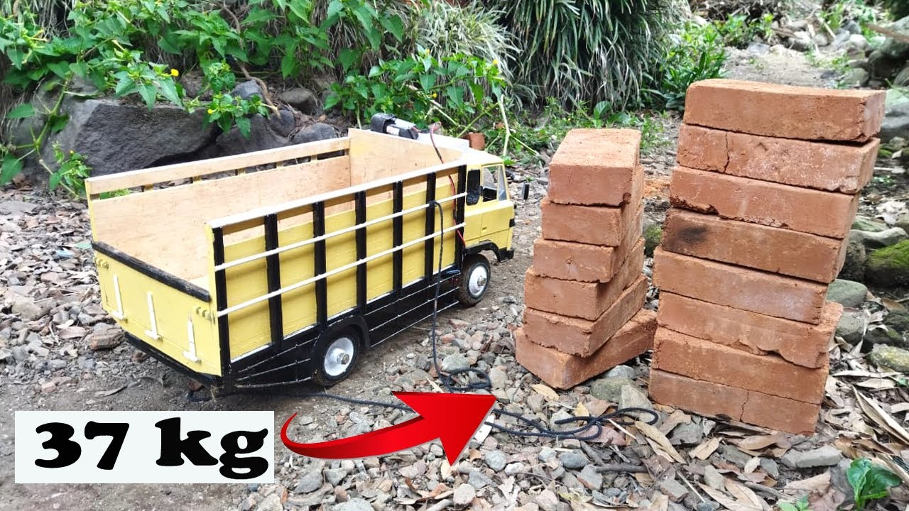 TRUK RC MUAT BATU BATA !! KOPEL SAMPAI PATAH