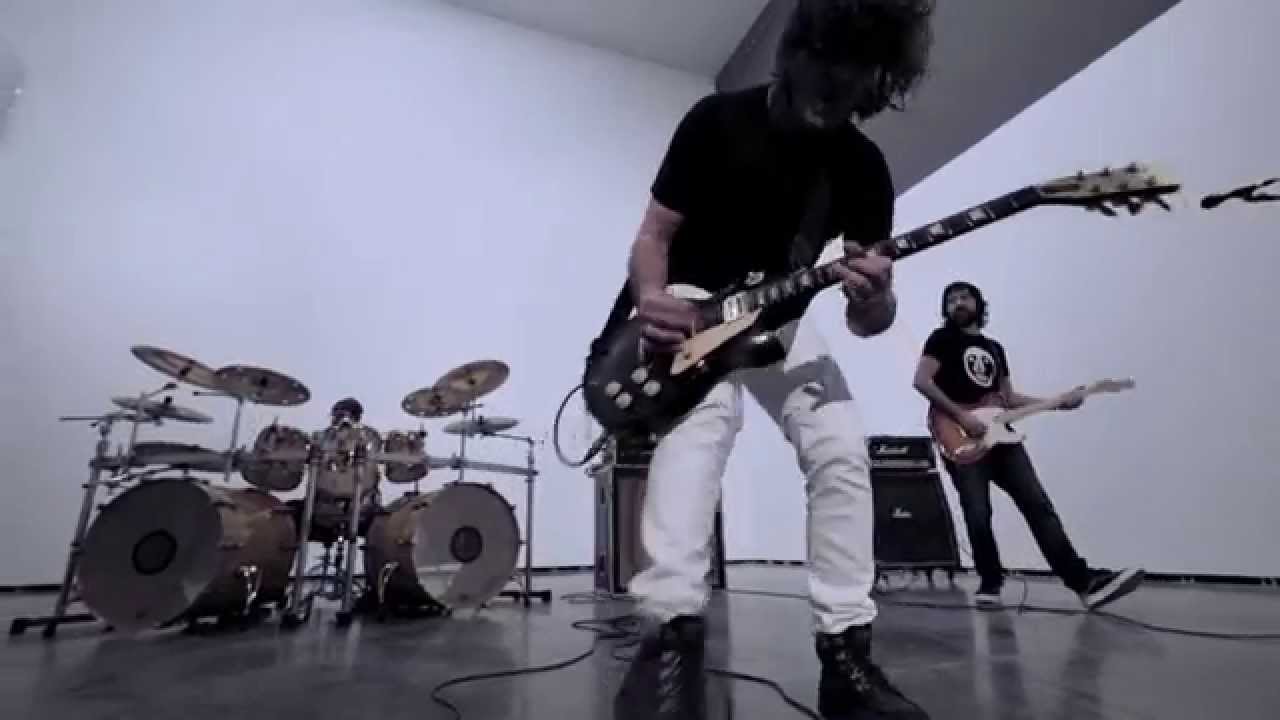 Boni - Explosivo (Videoclip oficial)