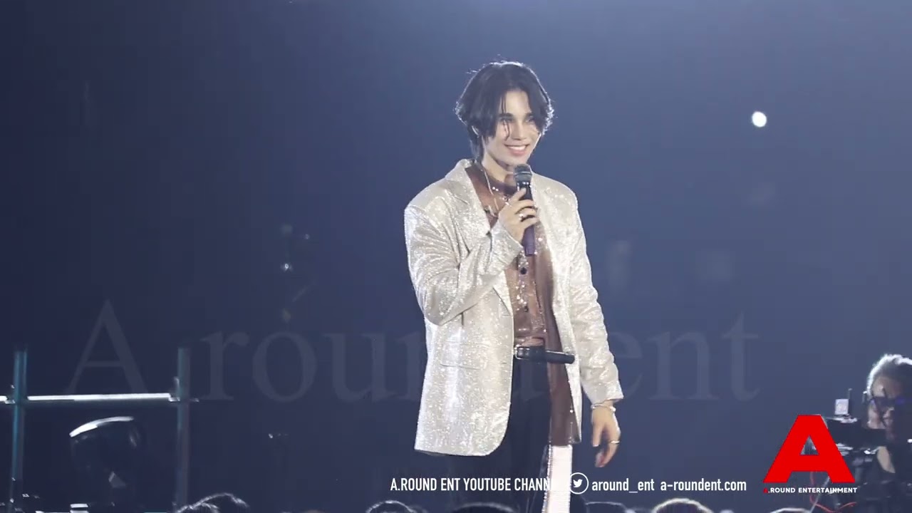 มินิคอนเสิร์ต “เจฟ ซา​เตอร์​” ในงาน “Amazing Thailand Countdown 2025 at ICONSIAM”