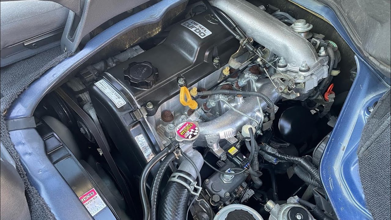 1996 TOYOTA HIACE SUPER CUSTOM G CLUB FIELD EDITION KZH106 - Diesel - JDM - Engine