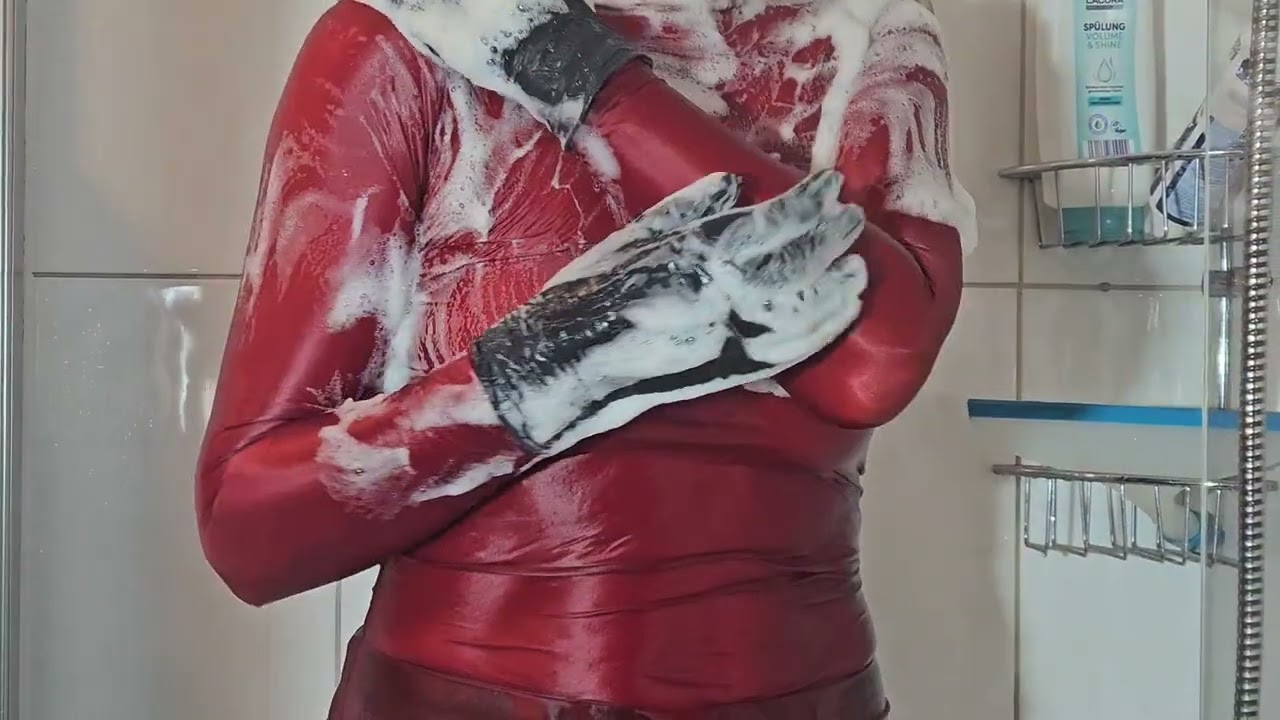 2026 BATH 01 - Vinyl pants & shiny top