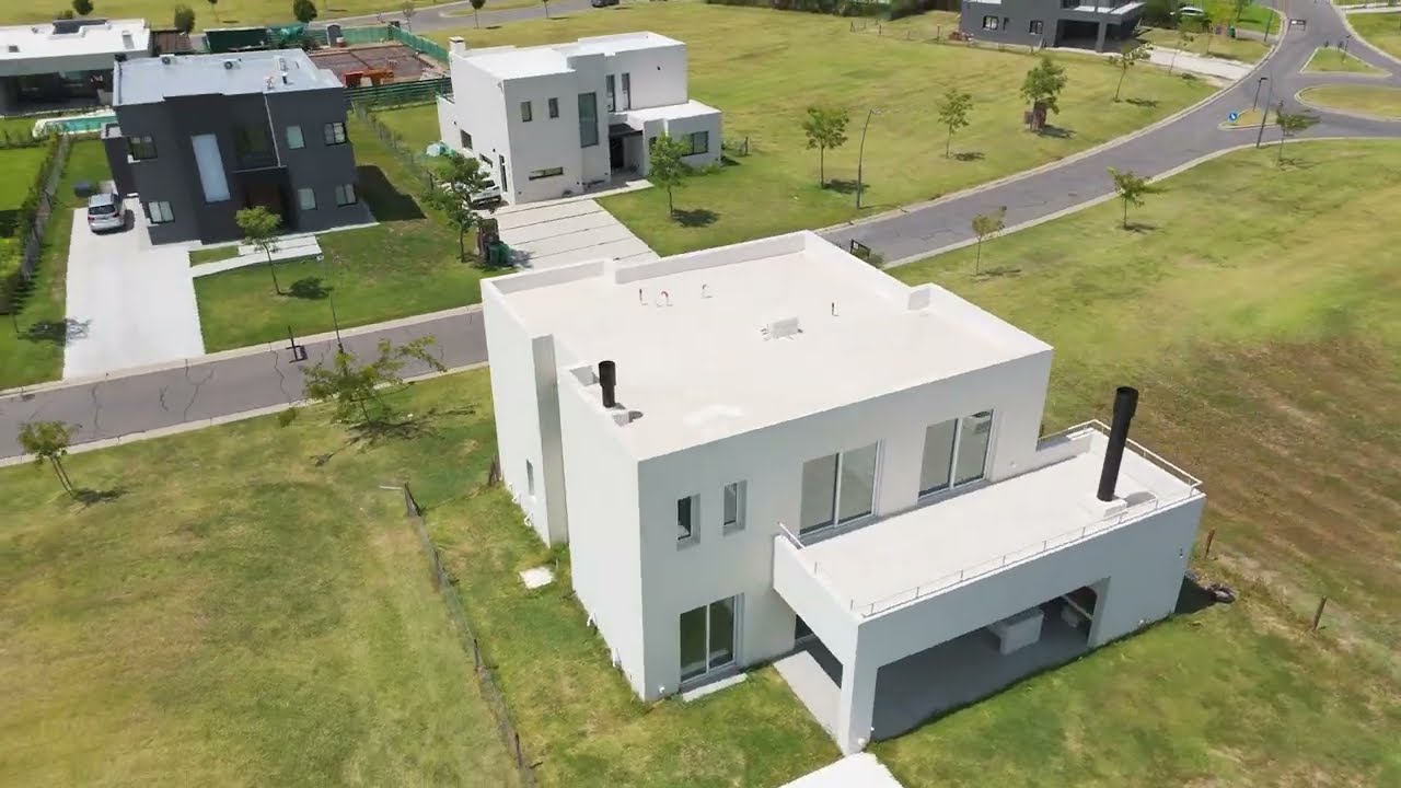 Casa en venta de 7 ambientes con pileta en Riberas Puertos Escobar