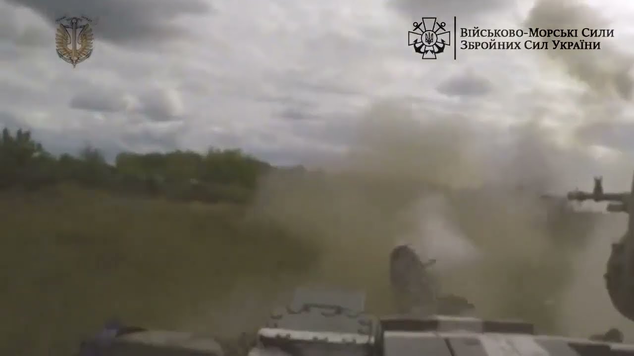 🇺🇦Ukrainian Marines using Tanks and Kirpi MRAPs on 🇷🇺Russian Positions