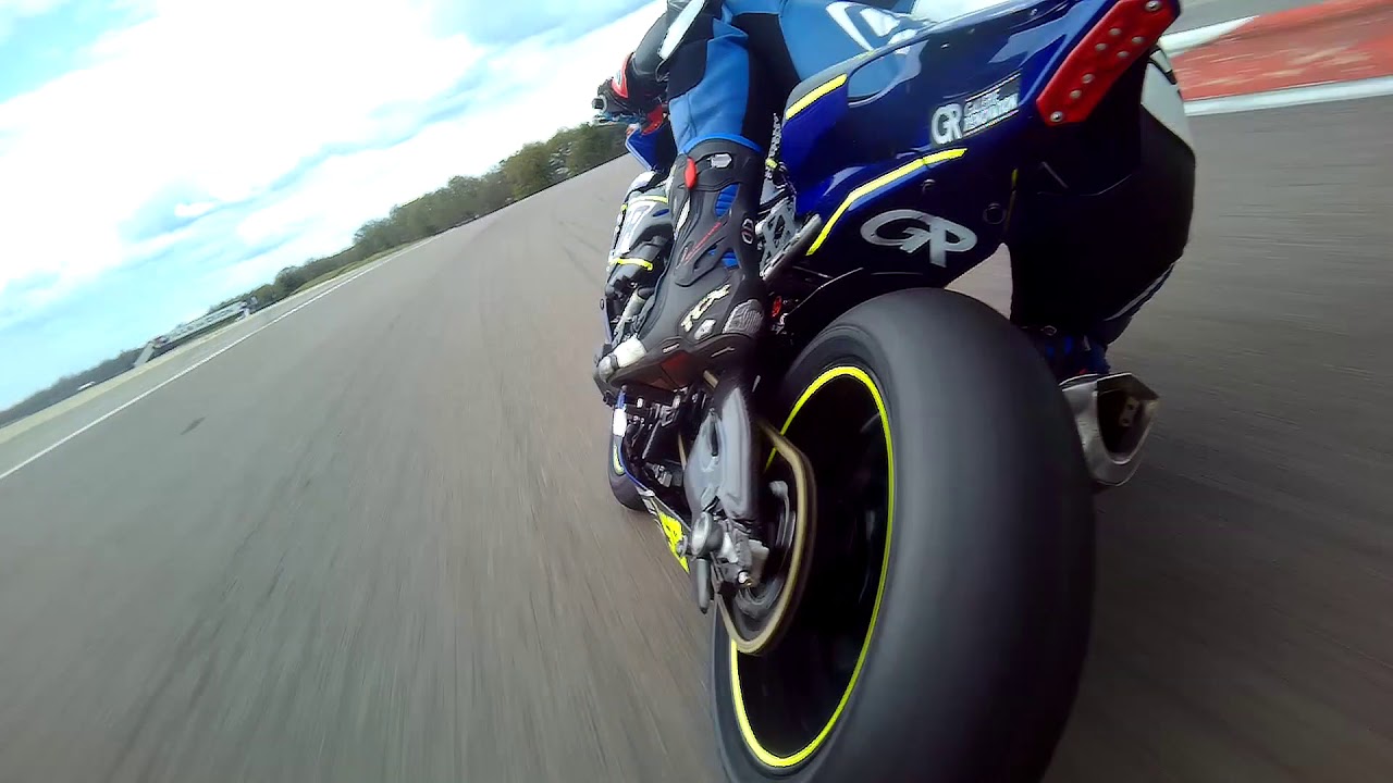 Yamaha R6 2017 Dijon Vs R1 2020