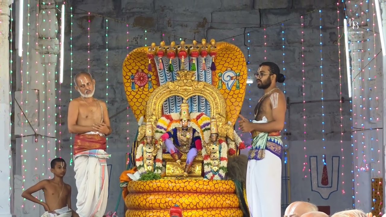 ஈசற்கும் நான்முகற்கும் தெய்வம்