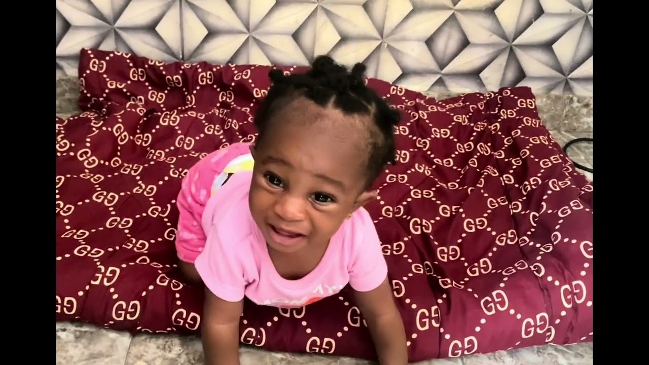 Doing my daily routine as  a new mum 🇧🇯with my Nigerian daughter 