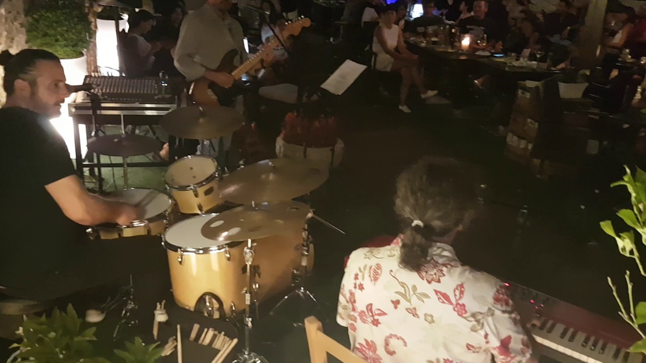 I&deg; Blues in Capri Festival 2016 | Mario Donatone Trio | Tu vu&ograve; fa' l'americano