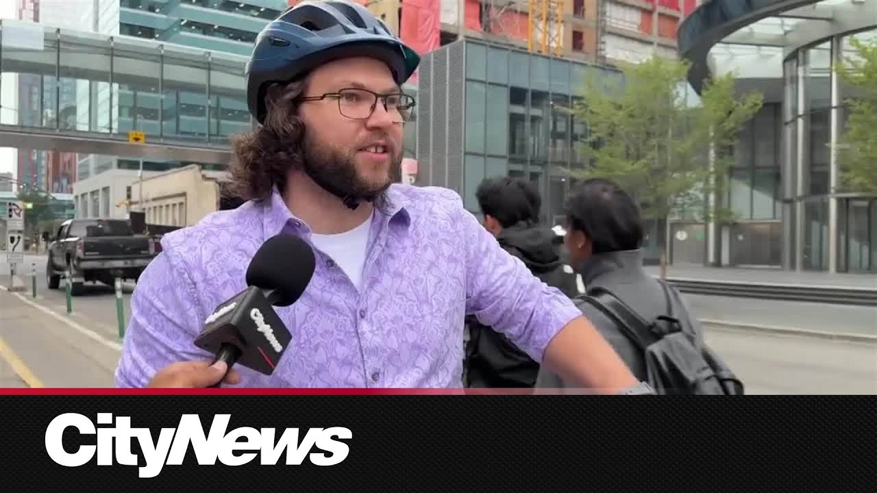 Calgary Mayoral candidate Jeff Davison proposes fewer bike lanes