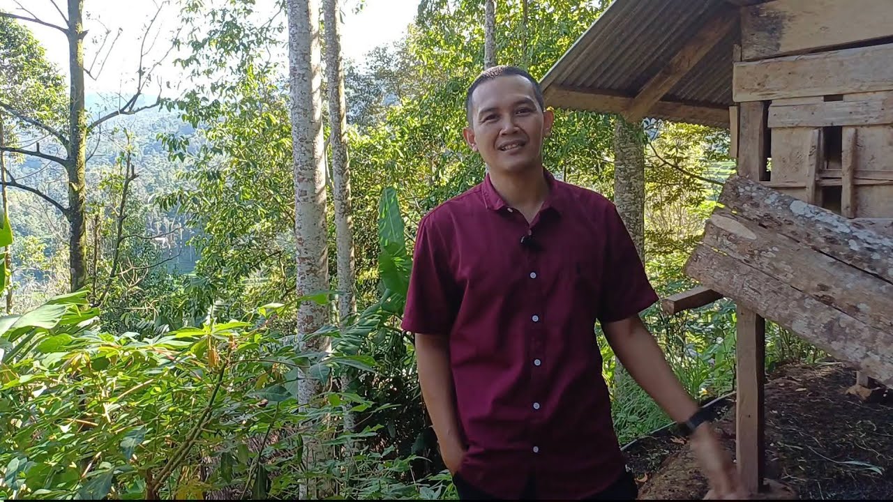 PAK GURU BAMBANG SAMBIL NGAJAR BETERNAK DOGAR DI CIKAKAK SUKABUMI