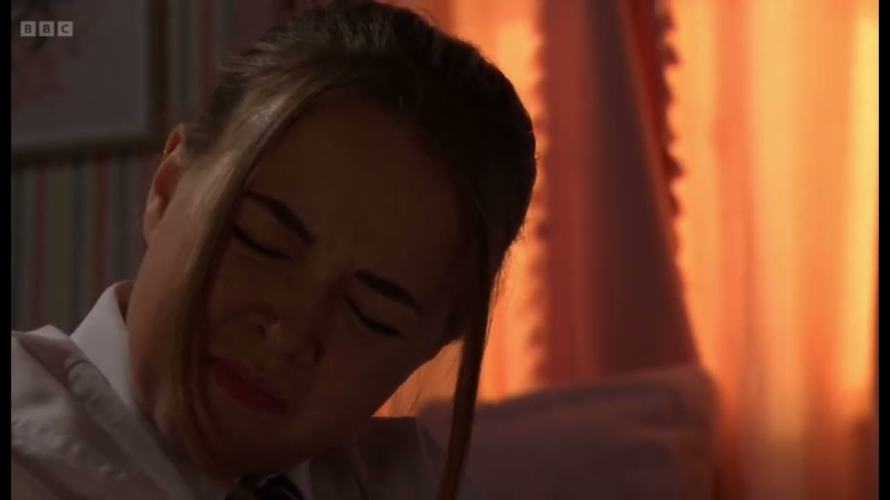 Eastenders Amy Mitchell scenes 14/11/22 pt 2/4
