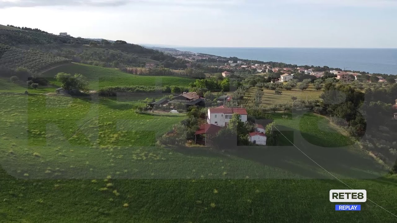 Pineto - Decide di vendere casa e scopre che è abusiva