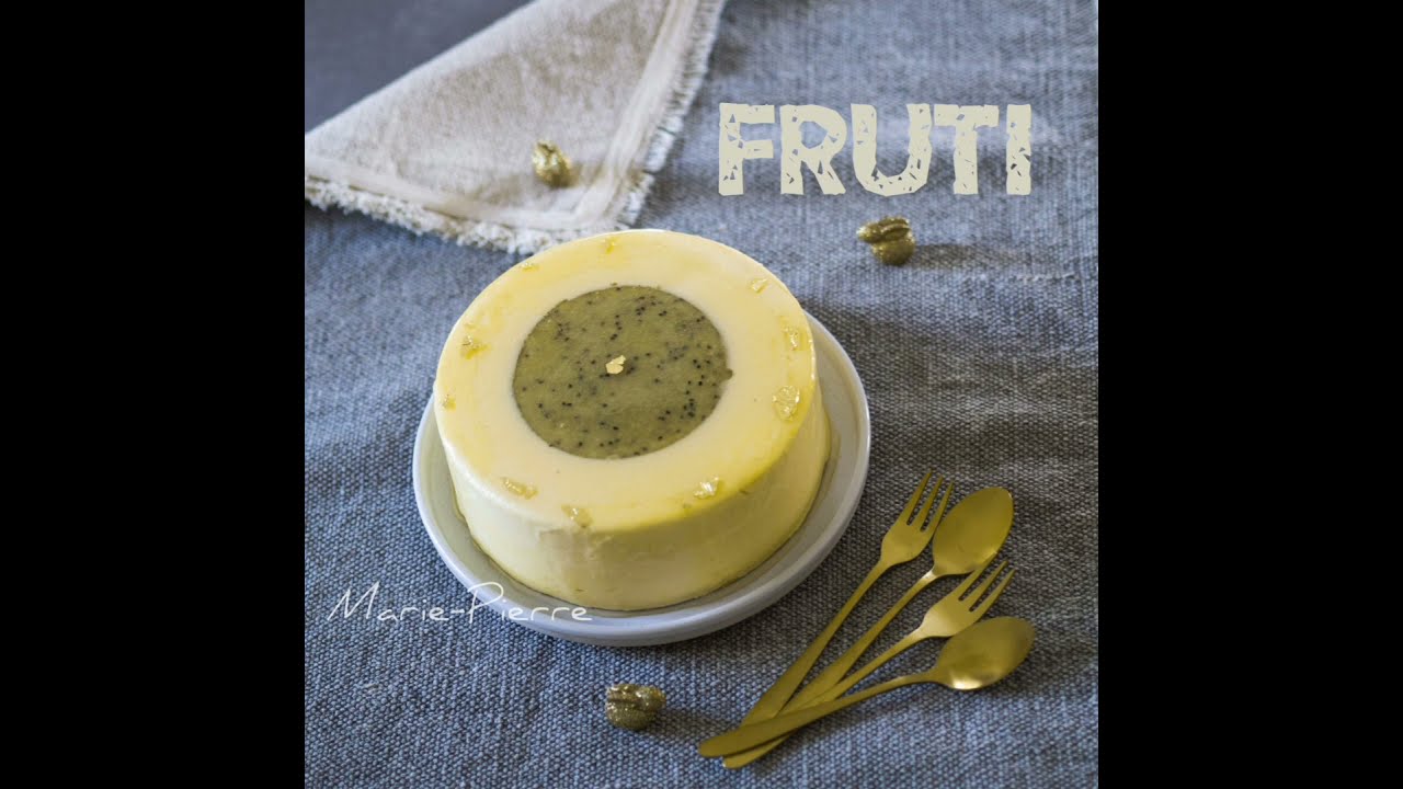 Comment réaliser un entremets aux 3 parfums avec glaçage neutre