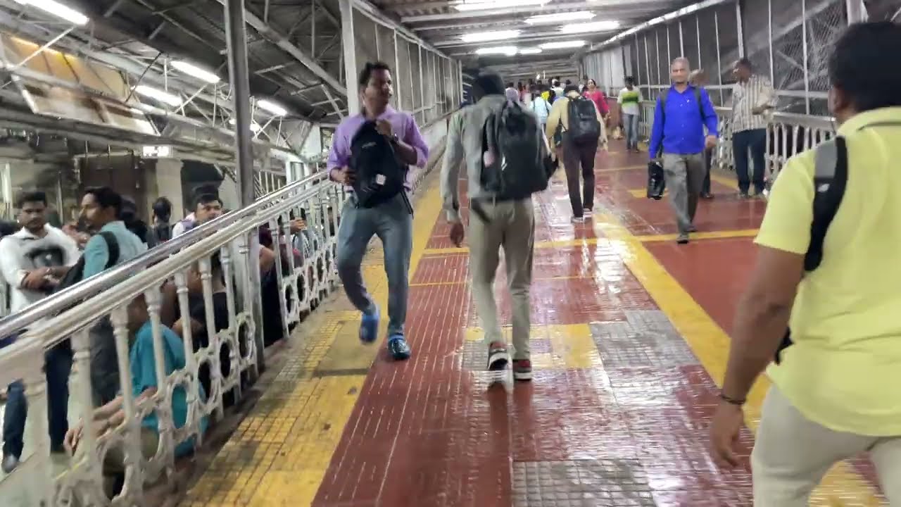 Mumbai Local Train Vlog: Urban Exploration