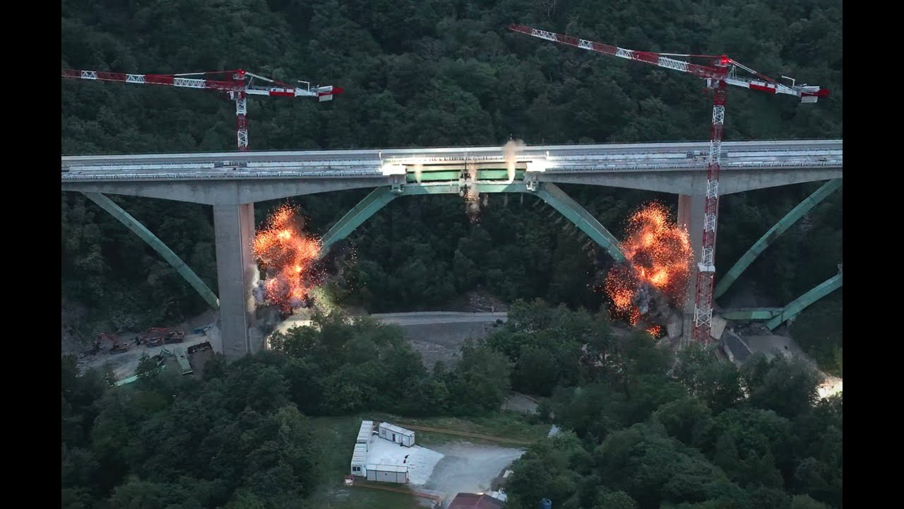 A15, demolizione del viadotto Gravagna (tra Pontremoli e Berceto)
