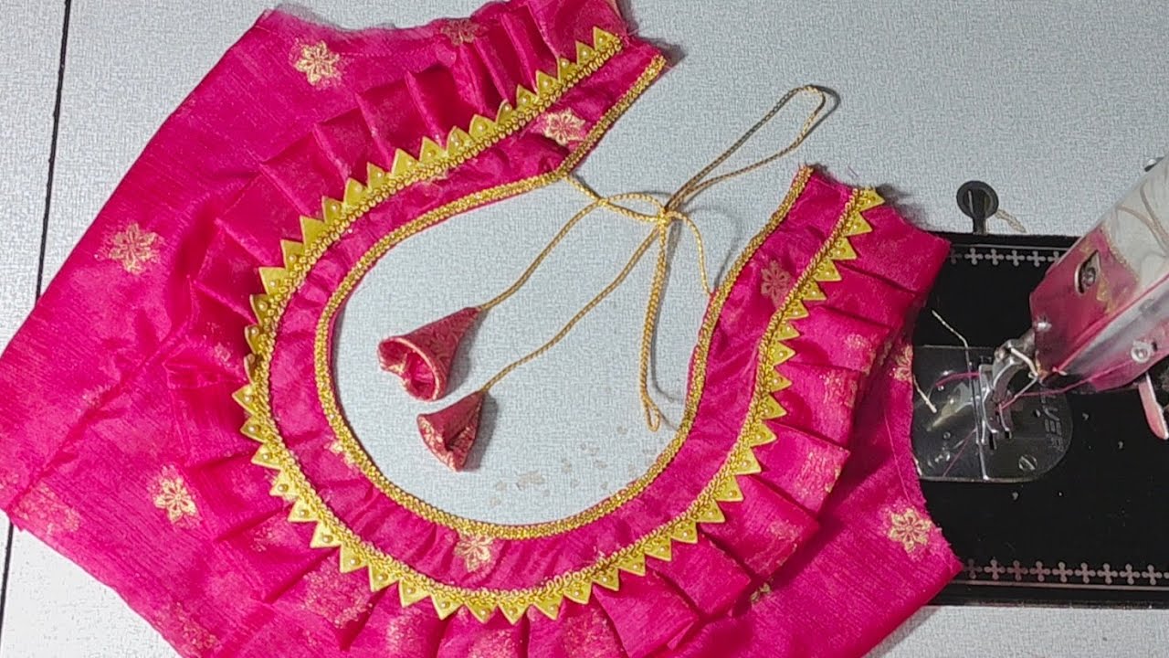 Blauj dizain//frill blauj back neck dizain//lace dizain//cutting and stitching 