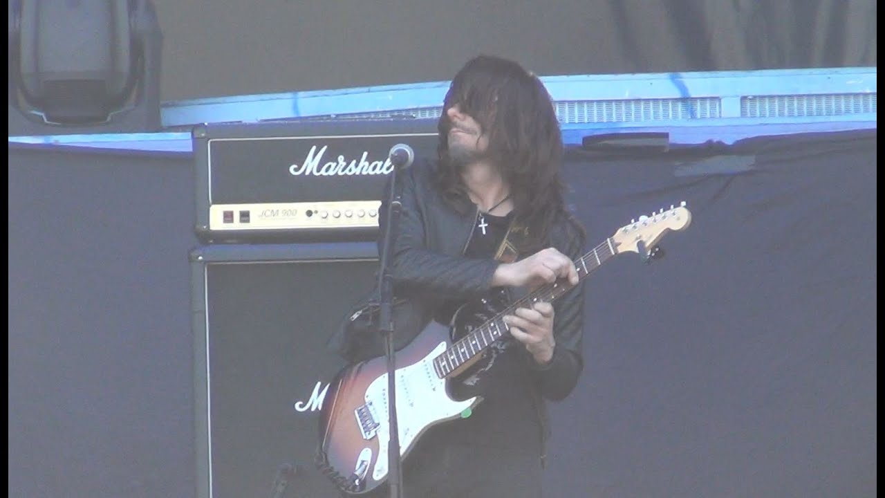 Satan - Break Free - Live Hellfest 2014