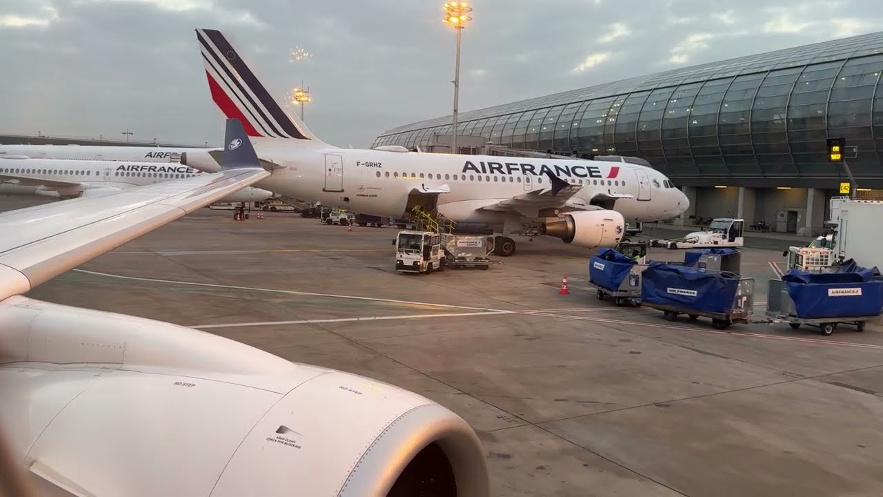 241204 Air France AF1381 London Heathrow-Paris CDG Landing