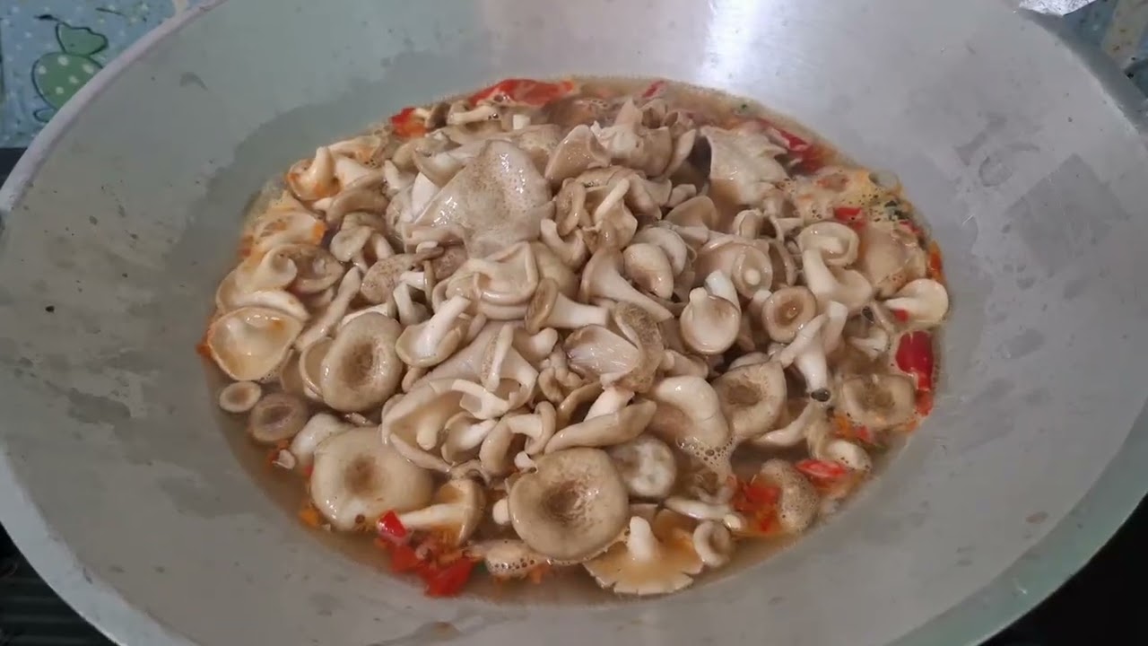 แกงเห็ดแซ่บๆครับ@โฮมฮักChannel