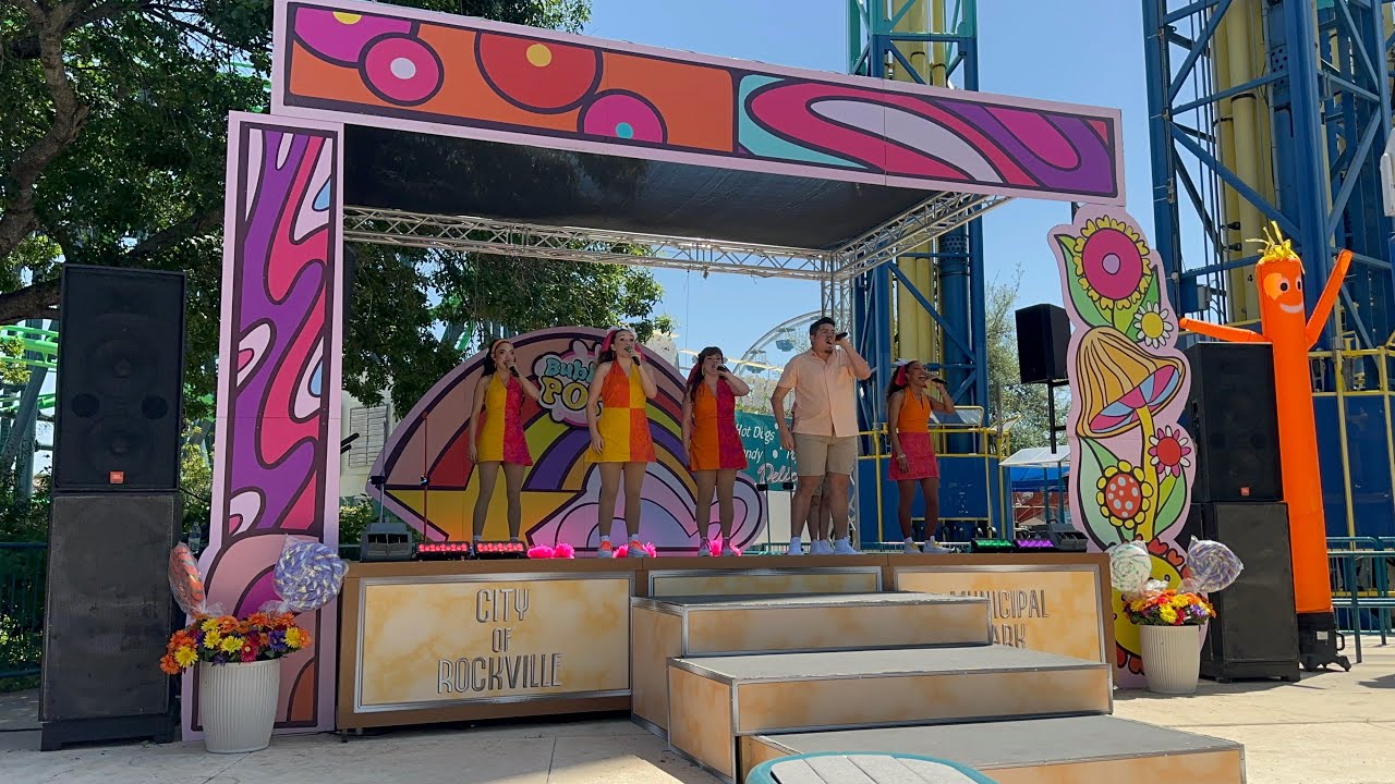 2025 Bubble Pop Show at Six Flags Fiesta Texas (Brand New) Viva La Fiesta