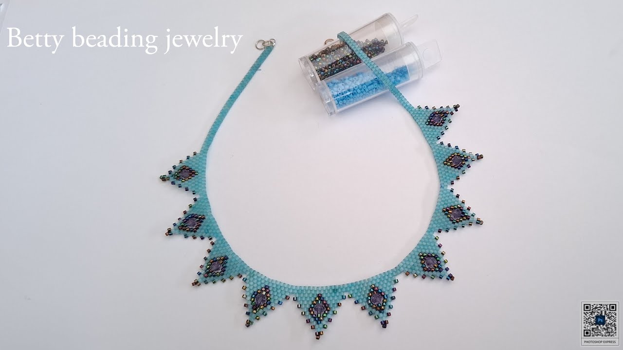 Beaded necklace A row of triangel with bicon beads center elegant and easy to make for beginners