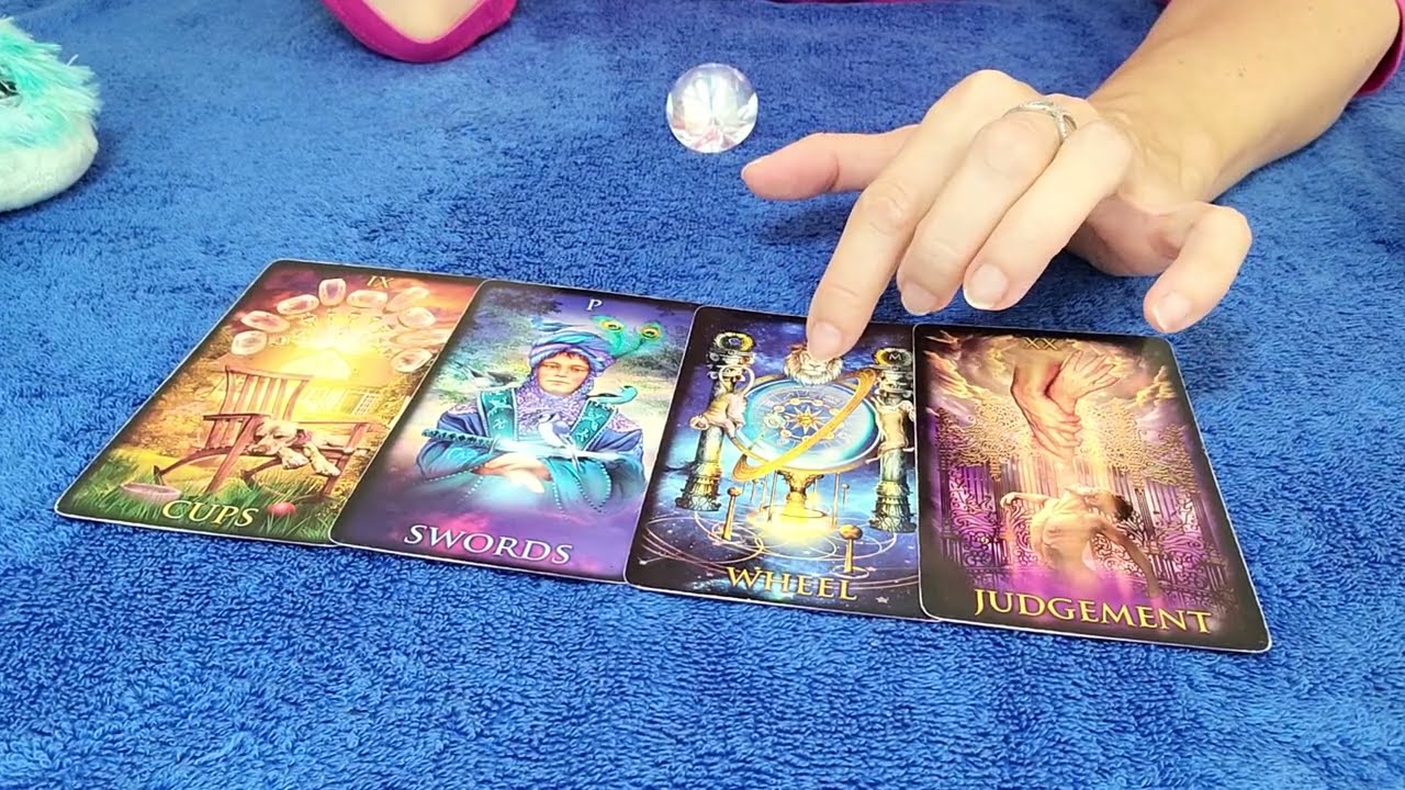 PISCES - THIS CONNECTION ISN'T OVER... THEY'RE MISSING YOU A LOT! 💝 😯 JANUARY 2022 TAROT READ