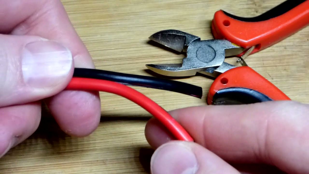 First look at low priced copper clad aluminum 10 american wire gauge AWG spool cutting snipping