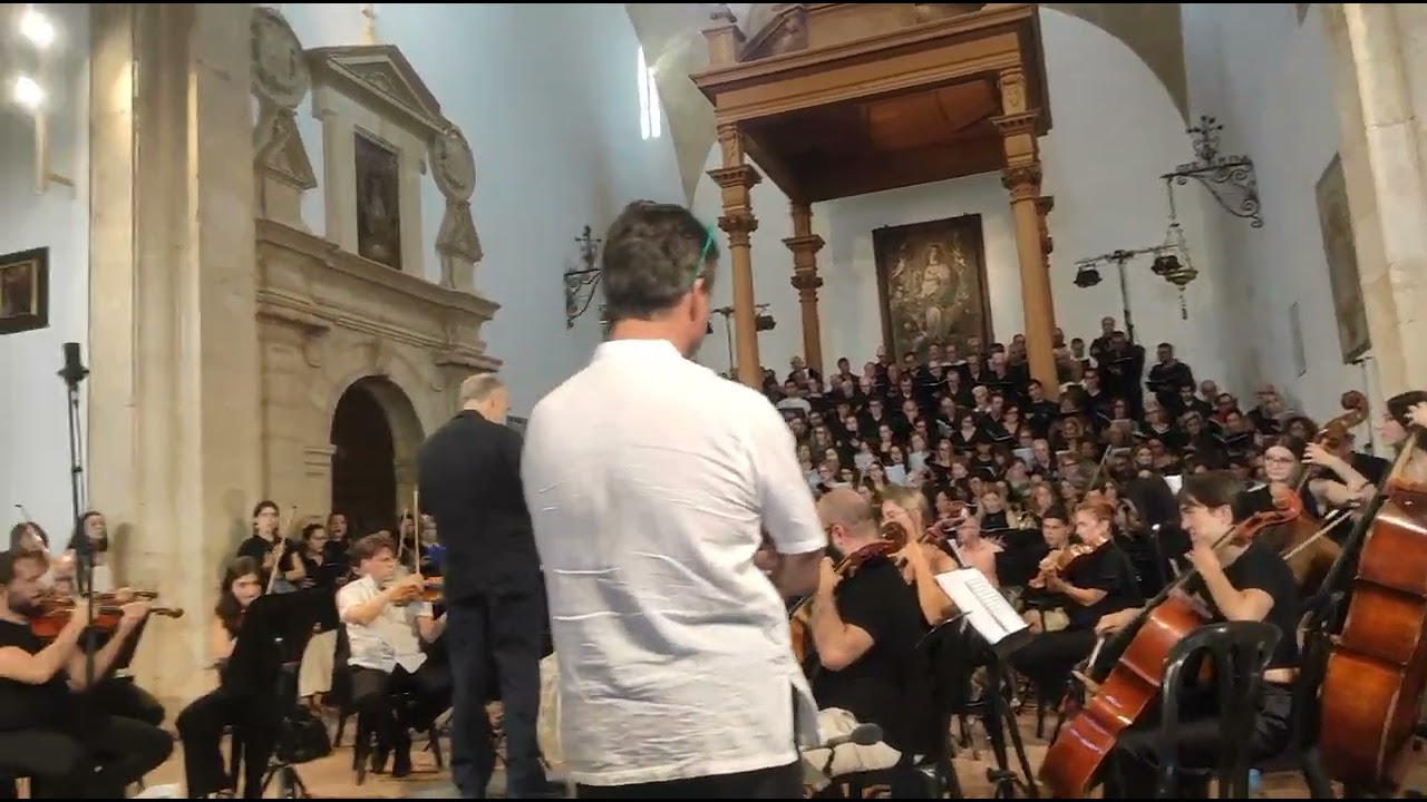 Antequera canta con Frisina. Ensayo. Preferisco il Paradiso. Viernes 29 agosto 2025