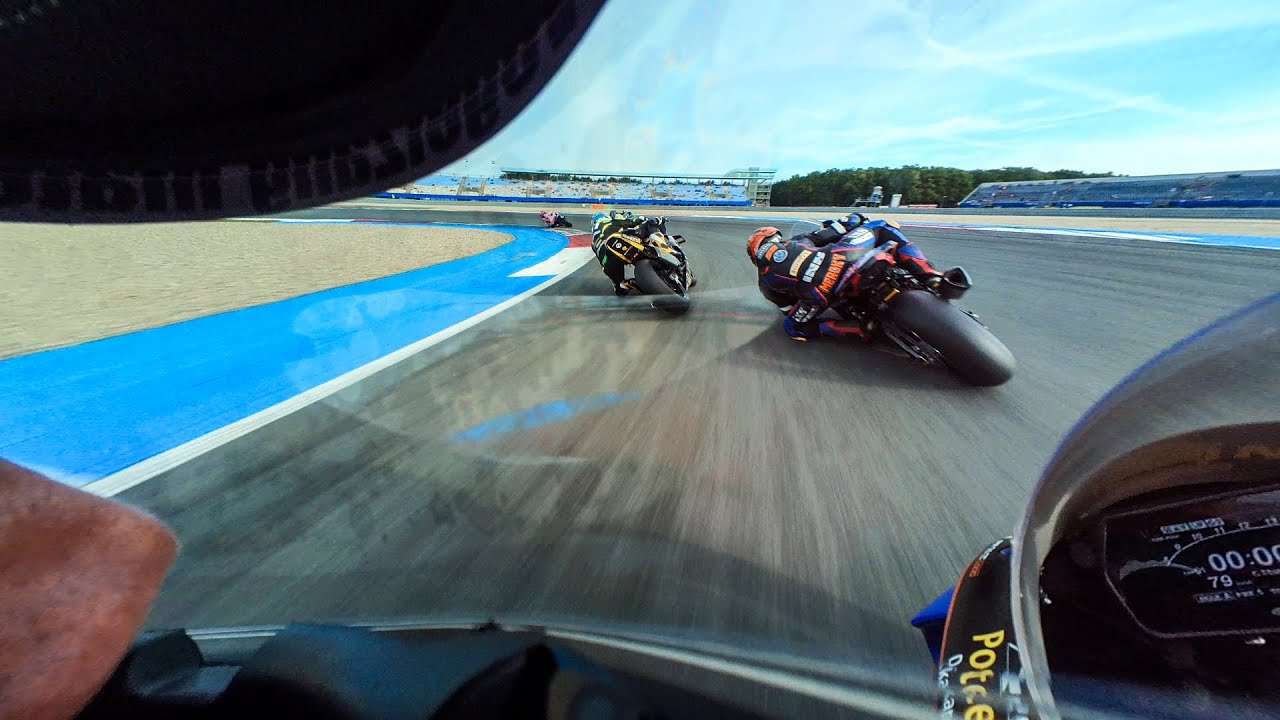 POV: Старт гонки Супербайк | EPIC Riders Eye на TT Circuit Assen | Ricardo Brink