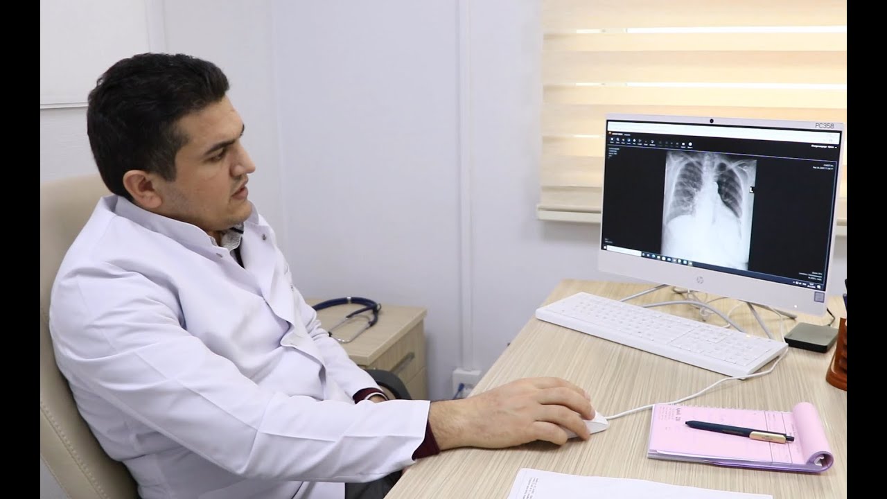 Torakal cərrah t.ü.f.d. Dr.Arif Ağayevin mini-invaziv VATS-diafraqma plastikası əməliyyatı