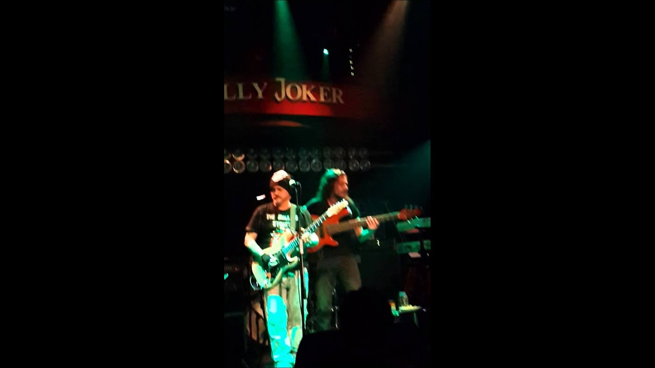 ORKUN GEZER ( BASS SOLO)
