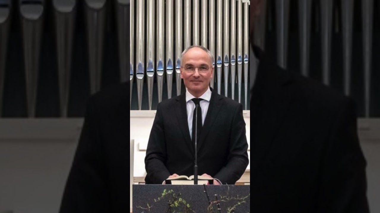 Vom Gerichtssaal zur Kanzel / From Courtroom to Pulpit: Chief Apostle Helper - Dr. Helge Mutschler