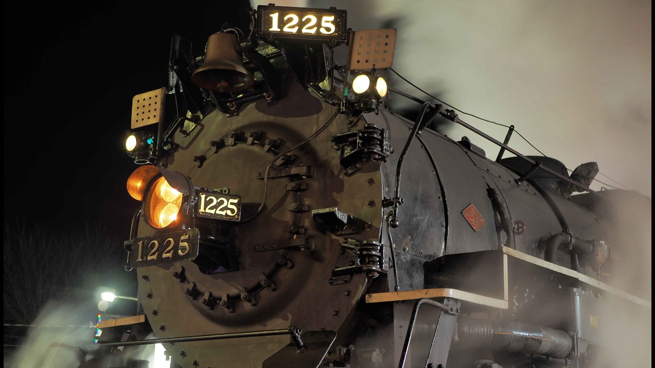NORTH POLE EXPRESS - PERE MARQUETTE 1225's RETURN TO SERVICE