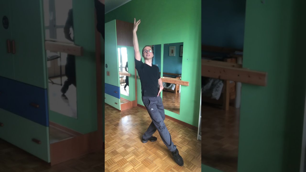 Danza classica intermedio con Andrea Piermattei - 10