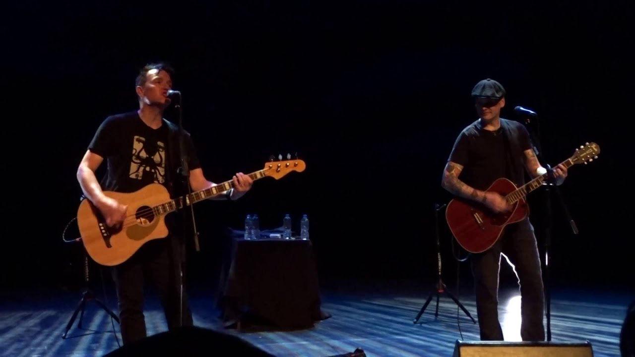 Blink-182 - Josie Live Acoustic Show London