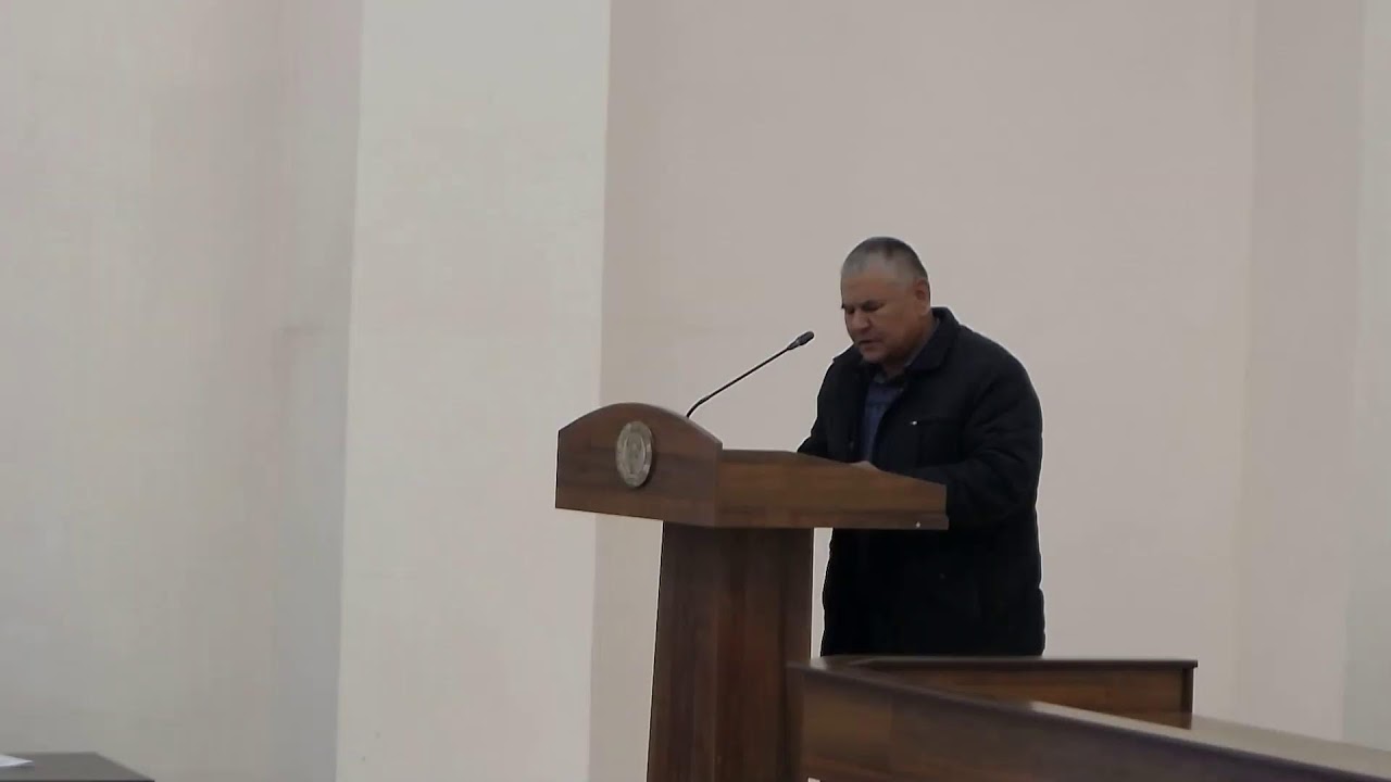 Ayni damda Xalq deputatlari Angor tumani Kengashining yetmish uchinchi sessiyasi o‘tkazilmoqda.