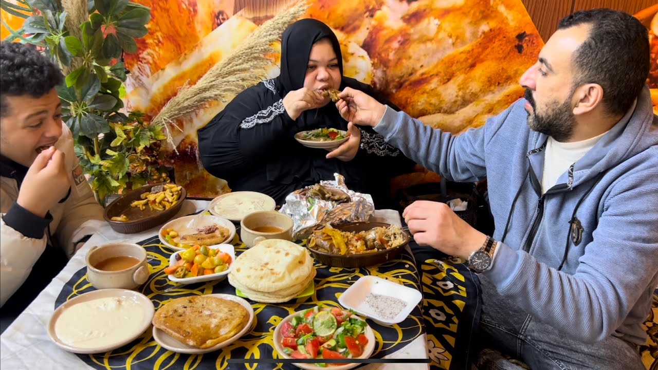 ام جني انا شكلي مش هروح هقضيها في الشوارع منا معنديش بيت اقعد فيه طب ارود عليكي واقول ايه☝️☝️