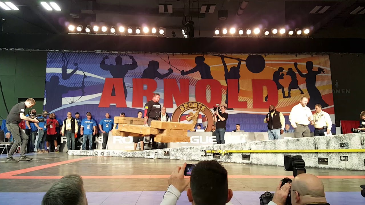 Arnold Strongman Classic in Columbus Ohio 2018. World Record Frame Carry by Jerry Pritchett