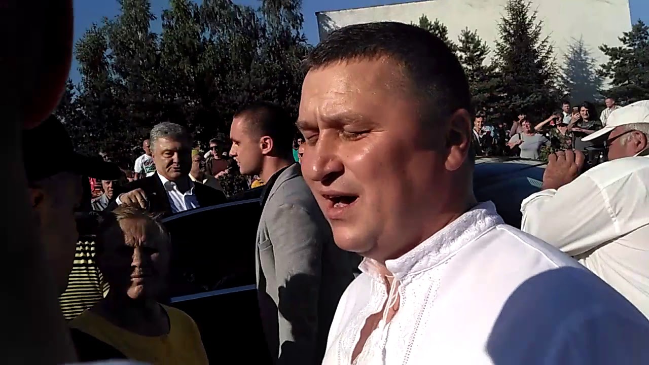 Петро Порошенко з командою у Ярмолинцях (04.07.2019 р.)