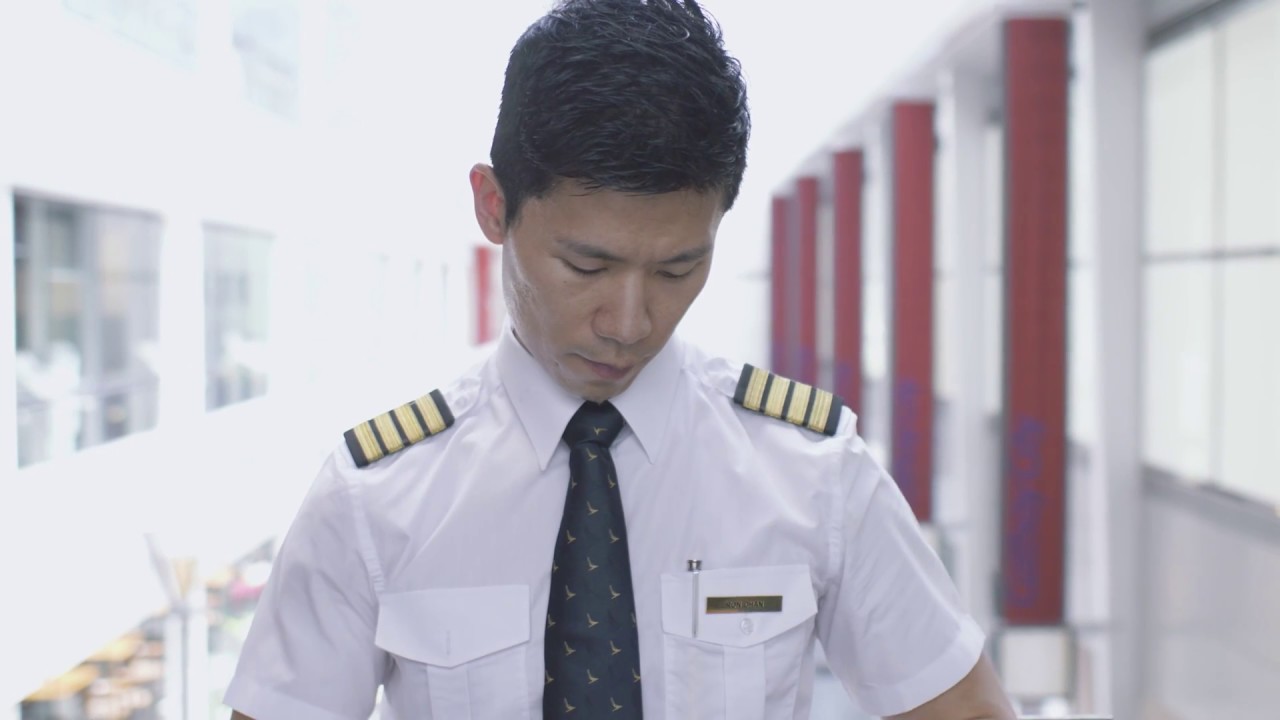 Experience the Life of a Pilot