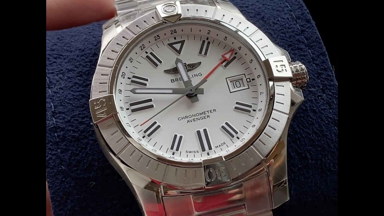 Breitling Avenger GMT 43mm White Dial - Unboxing
