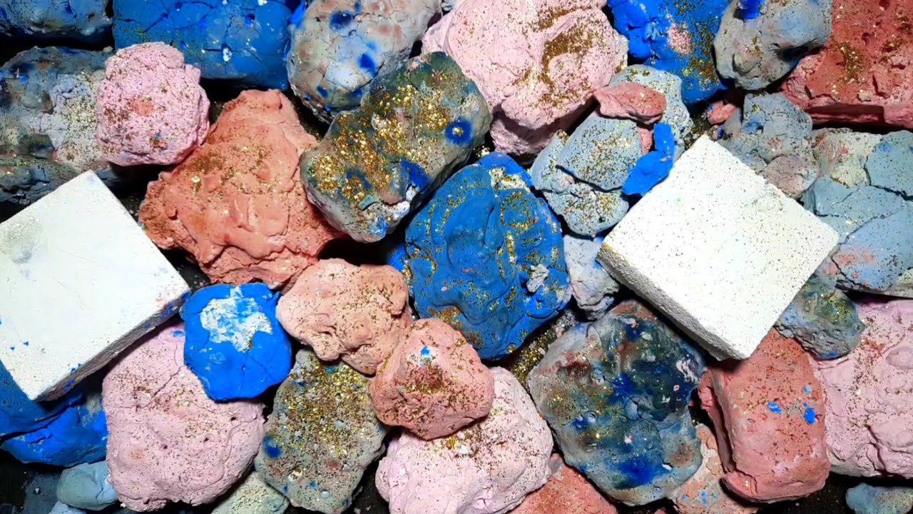 Assorted Colors Pasted Dusty & Crunchy Beauties💖
