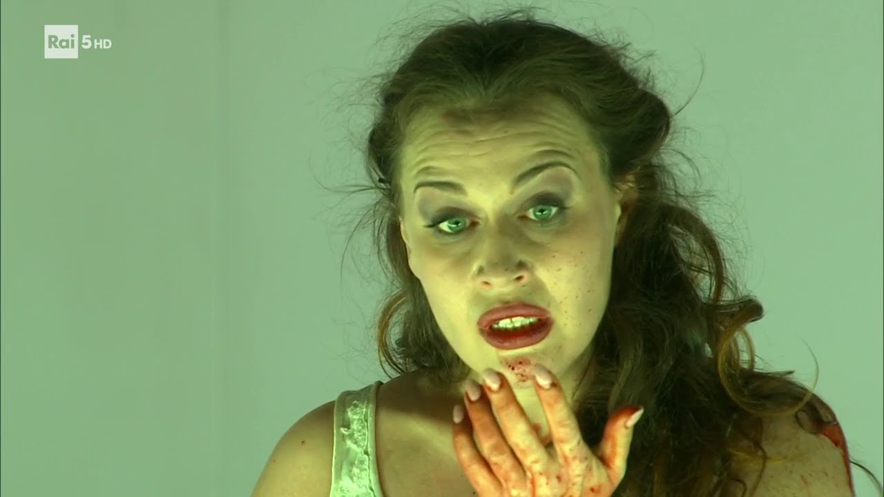 Salome 2021 - Es ist kein Laut zu vernehmen... Ah! Ich habe deinen Mund geküßt (Stikhina)