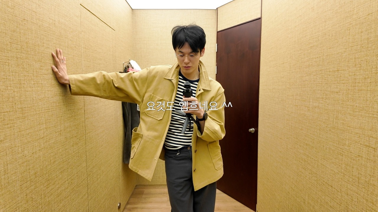 결국 쇼룸까지 다녀옴. 렉토